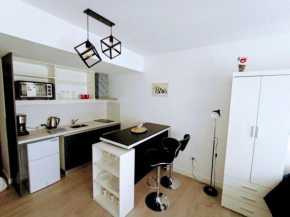 Beautiful Beautiful brand-new studio apartment